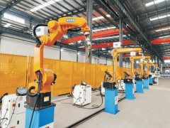 <strong>旨正在从手艺径、行业适配、办事能力等</strong>